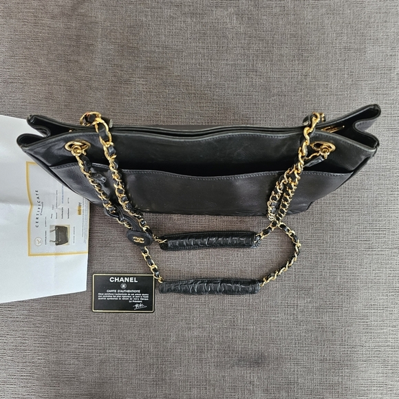 CHANEL Chain Tote Shoulder Crossbody Bag Lambskin Black 100% Authentic Guarantee - Picture 5 of 16